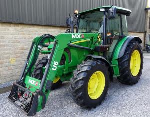 John Deere 5090M 
