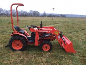 Kubota B7100D 