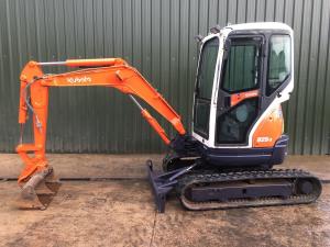 Kubota U25-3